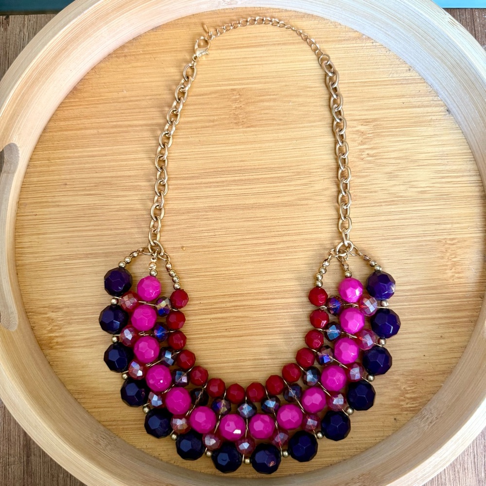 COLLAR CHOKER 3 STRAND IRIDESCENT BEADS PURPLES  GOLD TONE CHAIN